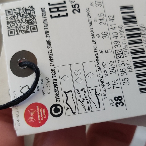 Zara THIN HEEL SLINGBACKS bloggers favorite - Picture 13 of 13